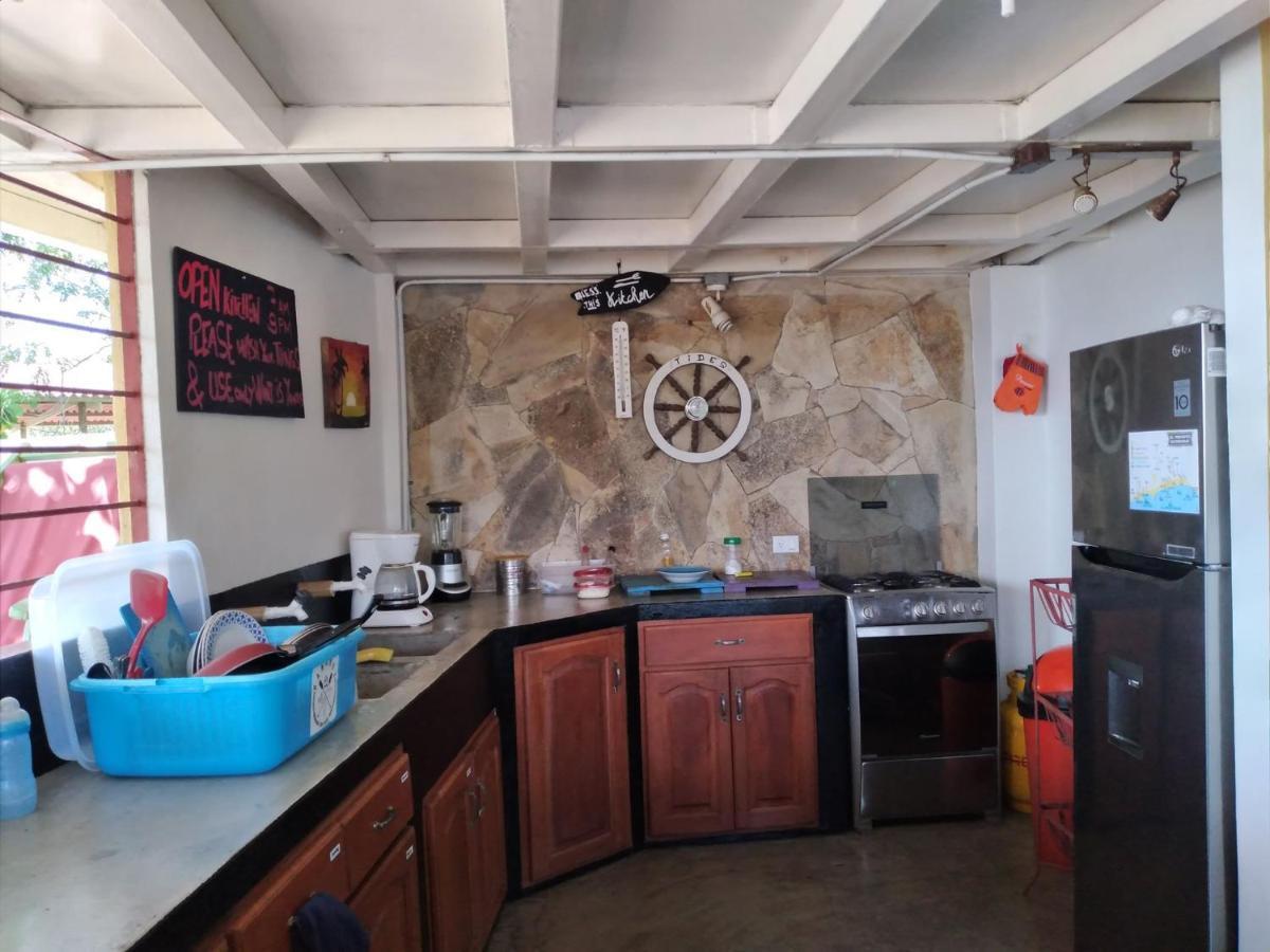 Bed and Breakfast Bananoz Surfhouse Transito Exteriér fotografie